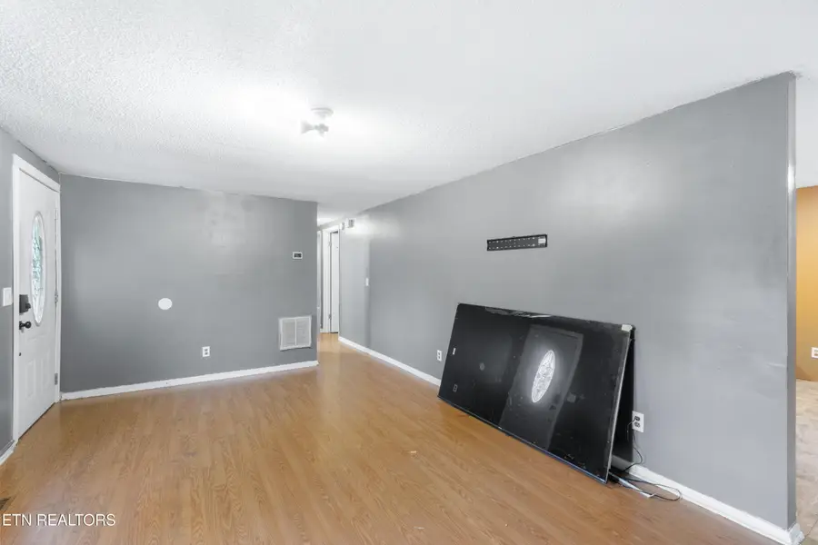 1224 Mountain View Circle, Etowah, TN 37331 - #3