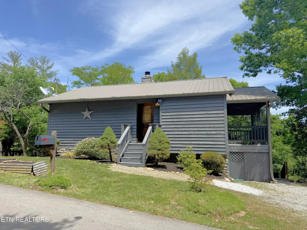 126 Cutter Gap Rd, Townsend, TN 37882 - #1