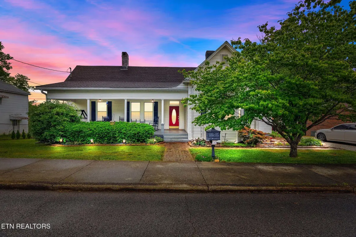 719 Medaris St, Clinton, TN 37716 - #1