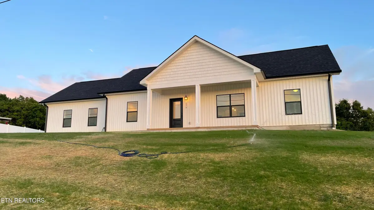 679 Privet Drive, Dandridge, TN 37725 - #1