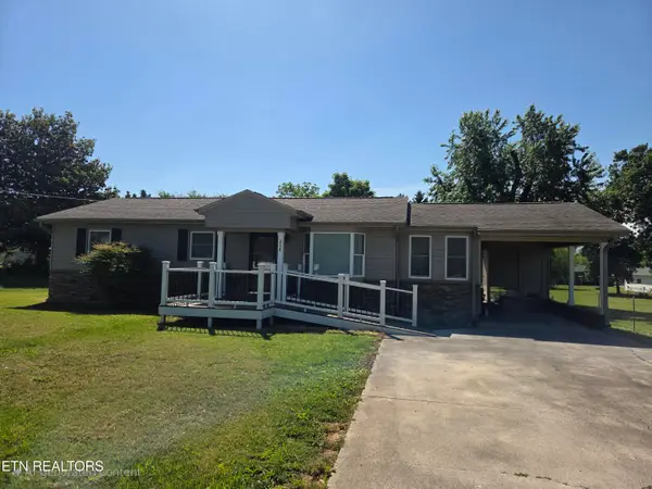 214 Wooddale St, Maryville, TN 37801