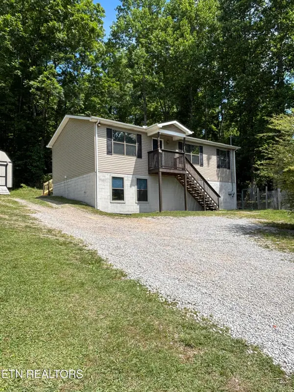 9851 Heiskell Rd, Heiskell, TN 37754