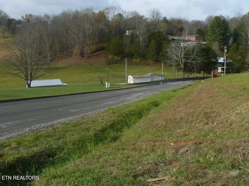 117 Henley St, Tazewell, TN 37879 - #1