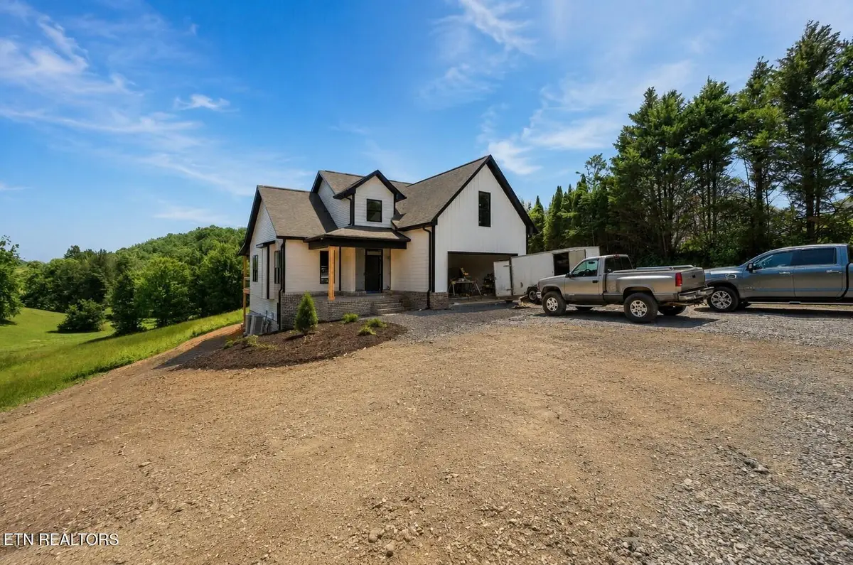 467 Laurel Rd, Clinton, TN 37716 - #1