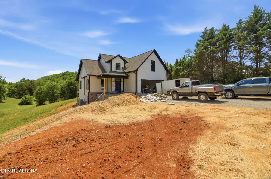 467 Laurel Rd, Clinton, TN 37716 - #2