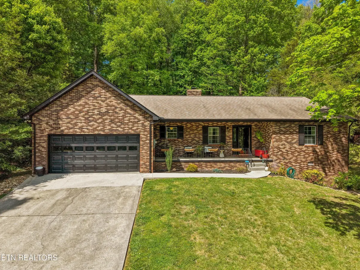 6202 Grove Drive, Knoxville, TN 37918 - #1