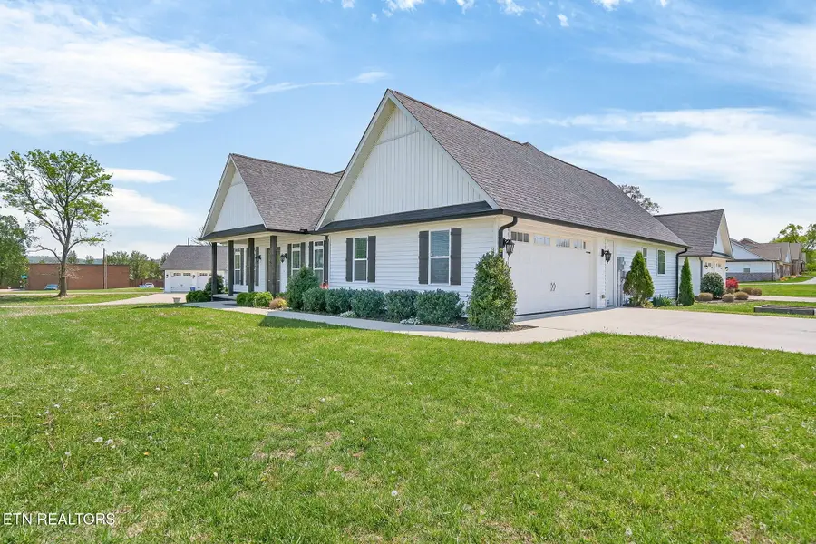 1415 E 10th St, Cookeville, TN 38501 - #3