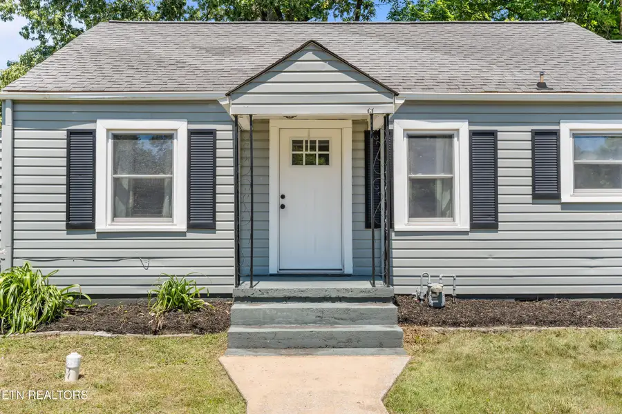 3221 Boright Drive, Knoxville, TN 37917 - #2