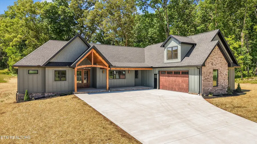 1209 Kellys View Drive, Greenback, TN 37742 - #2