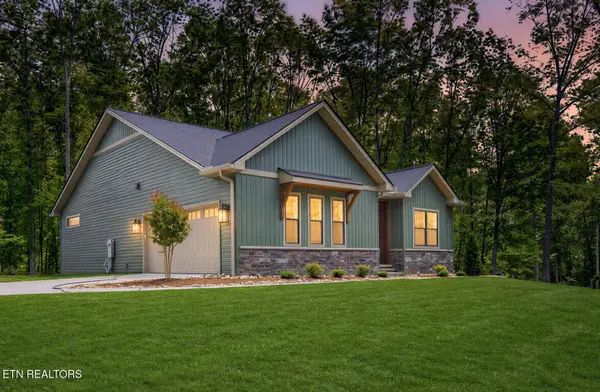 30 Andover Lane, Crossville, TN 38558