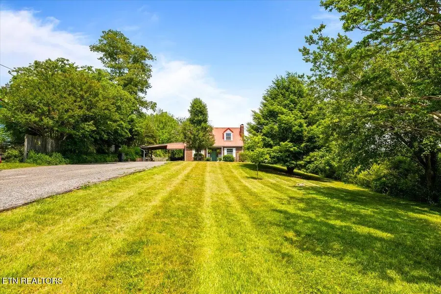 524 Park Rd, Caryville, TN 37714 - #3