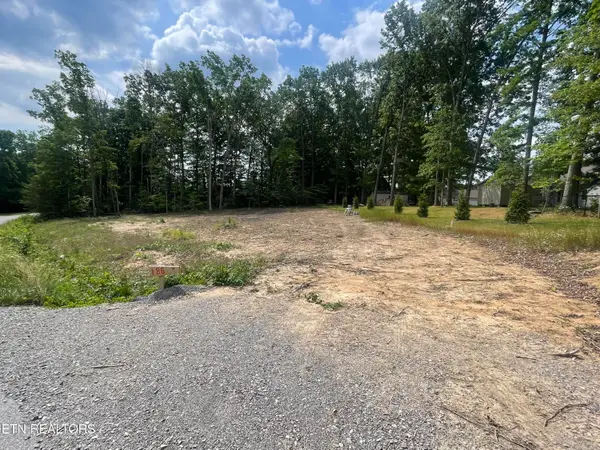 186 Summerwind Drive, Crossville, TN 38571