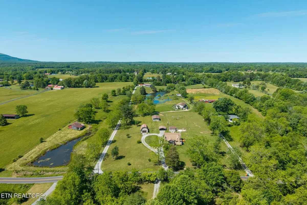 1805 Open Range Rd, Crossville, TN 38555 - #1
