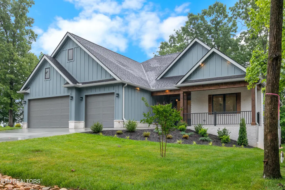 208 Ootsima Way, Loudon, TN 37774 - #1