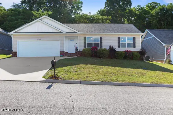 2109 Bluebonnet Drive, Mascot, TN 37806