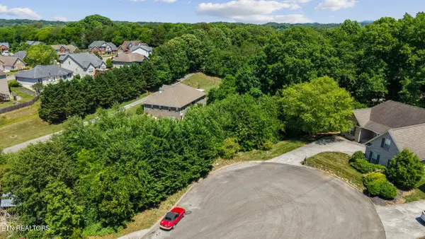 9316 Sway Branch Lane, Knoxville, TN 37922