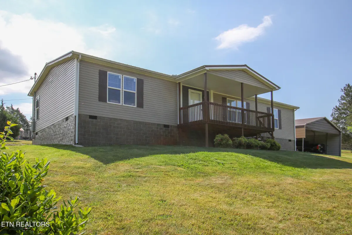 7512 Thompson School Rd, Corryton, TN 37721 - #1