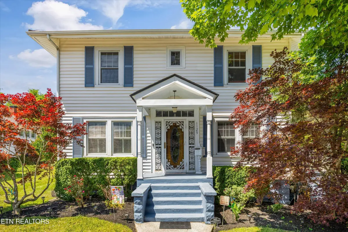 1129 Fairfax Ave, Knoxville, TN 37917 - #1