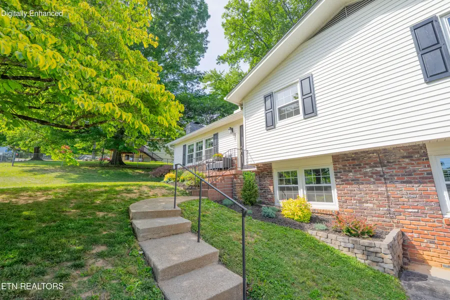 4517 Royalview Rd, Knoxville, TN 37921 - #2