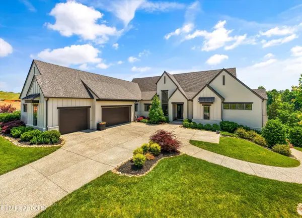 317 Admiral Court, Lenoir City, TN 37772