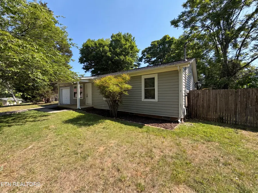 4106 Abercorn Rd, Knoxville, TN 37921 - #3