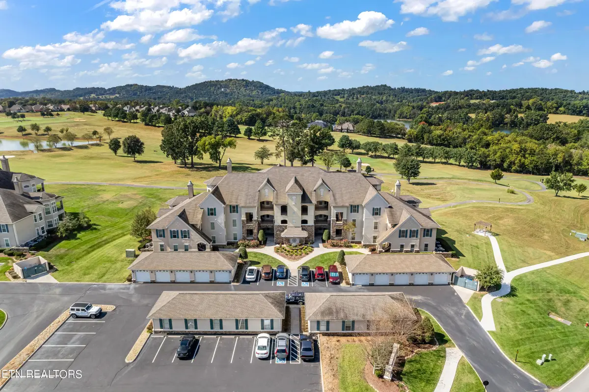 565 Rarity Bay Pkwy #105, Vonore, TN 37885 - #1