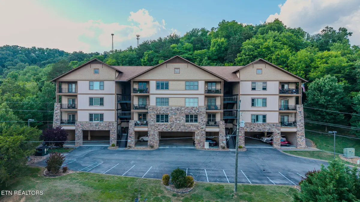 224 Maggie Mack Lane #301, Sevierville, TN 37862 - #1