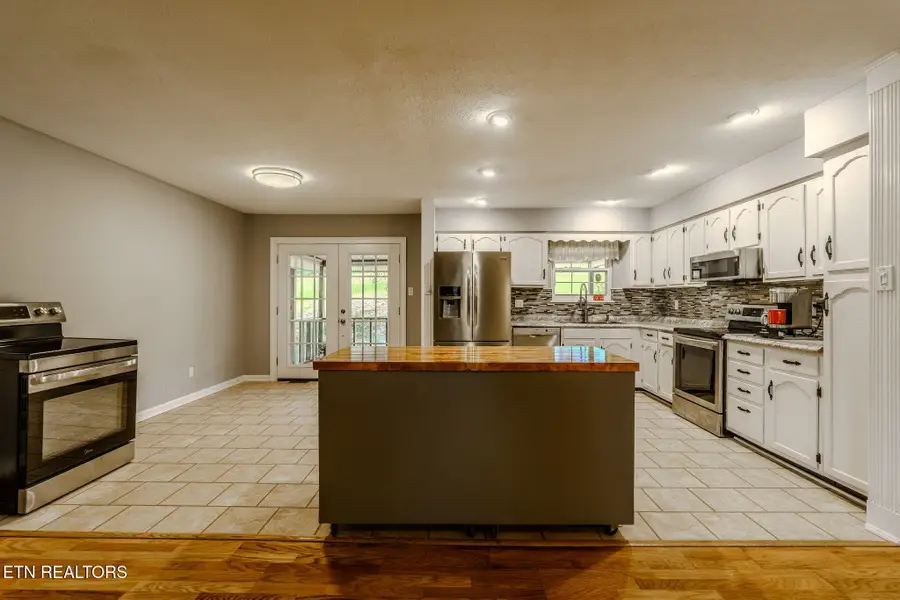 8544 Pedigo Rd, Powell, TN 37849 - #3