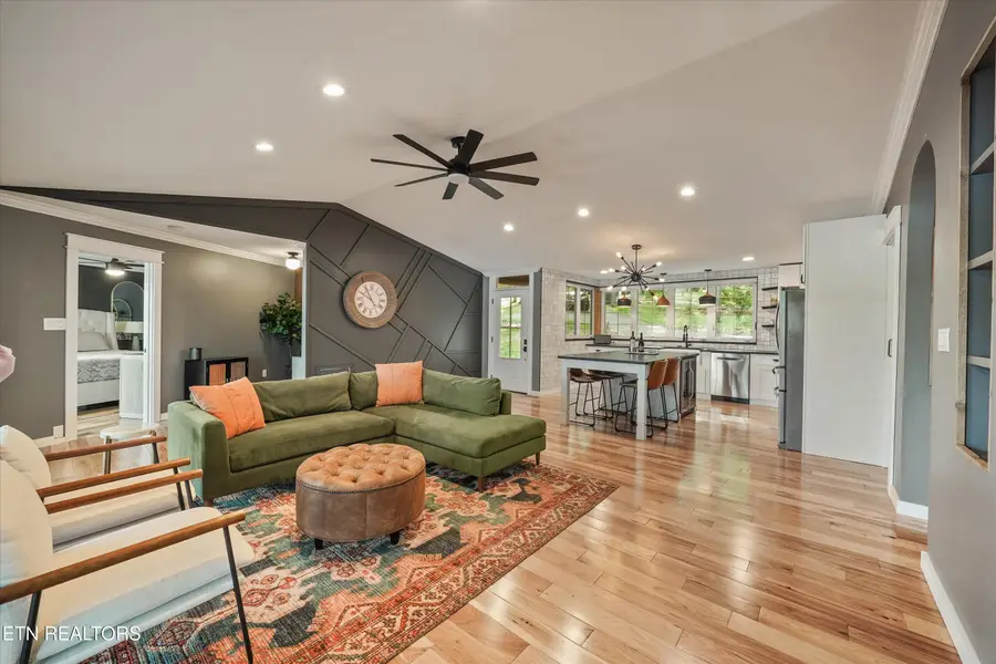1041 Pioneer Circle, Friendsville, TN 37737 - #3