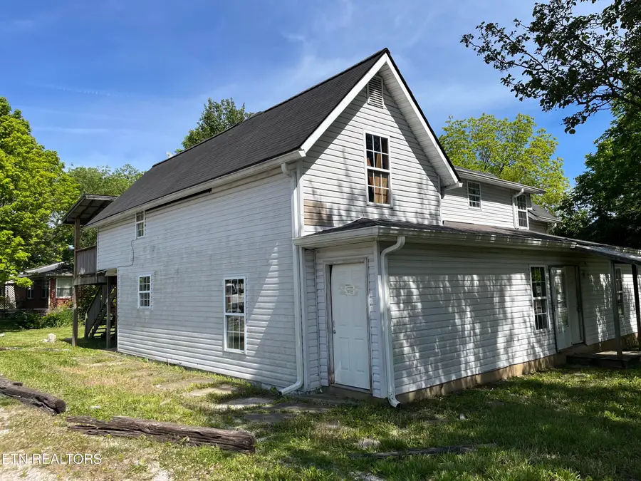 140 Burnett St, Crossville, TN 38555 - #2