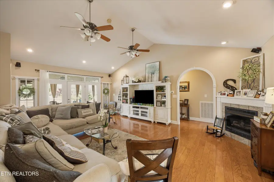8131 Leclay Drive, Knoxville, TN 37938 - #3