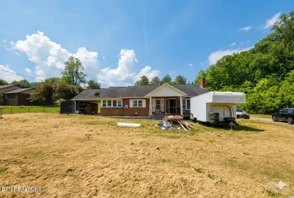 5677 Lone Mountain Rd, New Tazewell, TN 37825