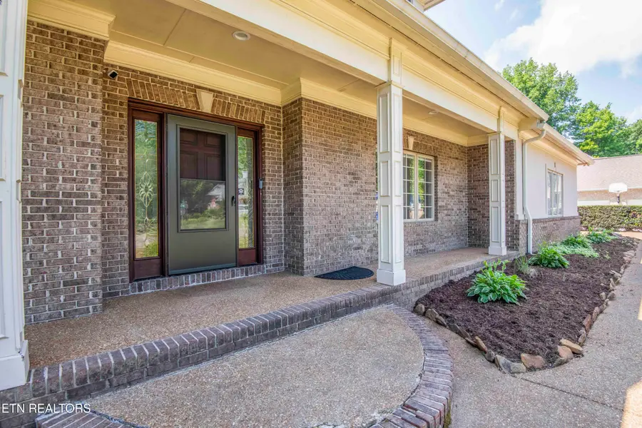 197 Whippoorwill Drive, Oak Ridge, TN 37830 - #3
