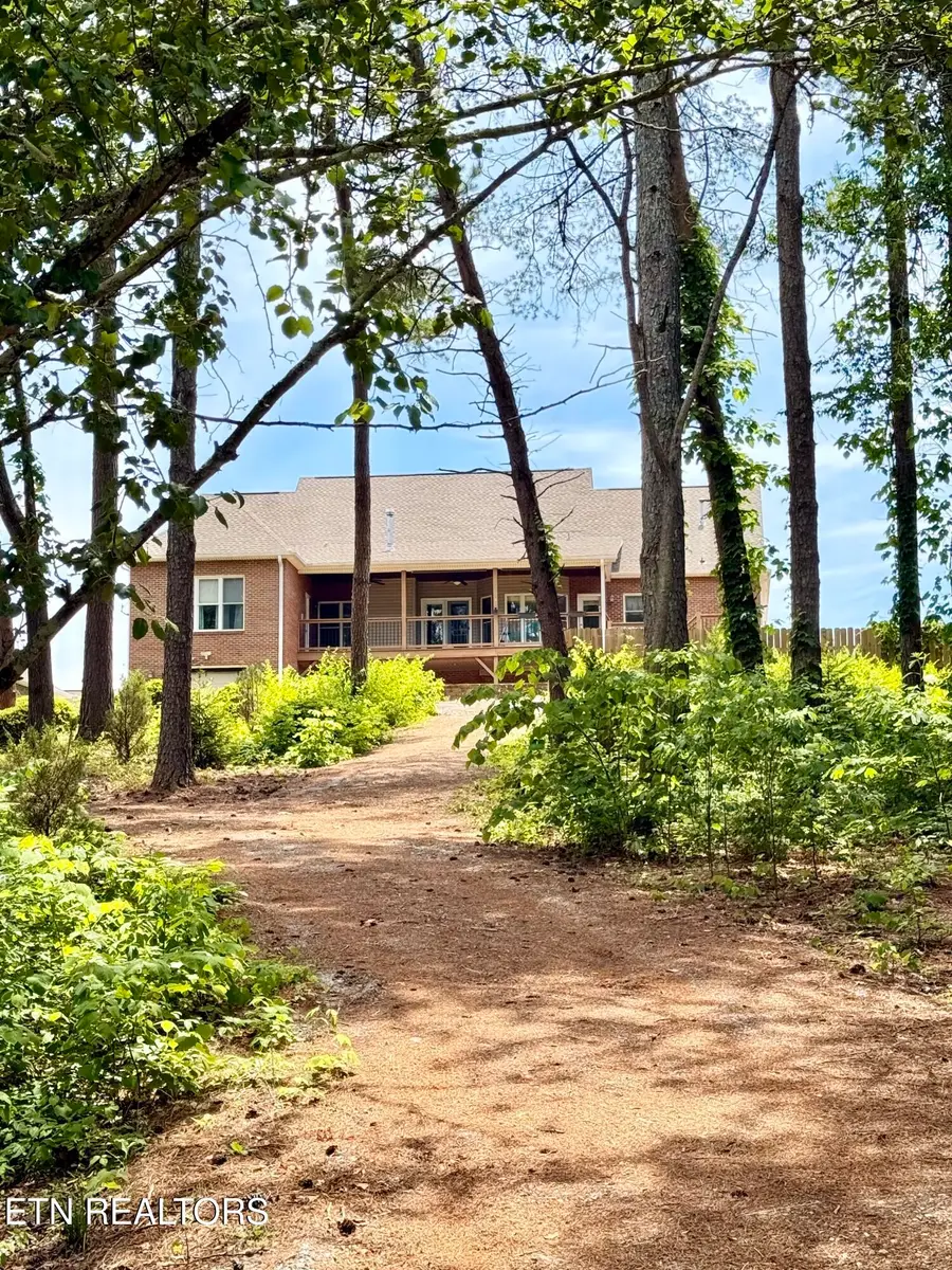190 Pointe Summit Drive, Greenback, TN 37742 - #3