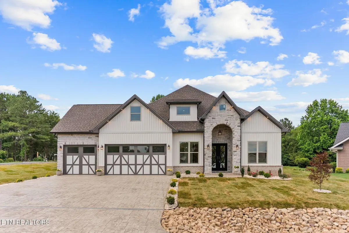 300 Oonoga Circle, Loudon, TN 37774 - #1