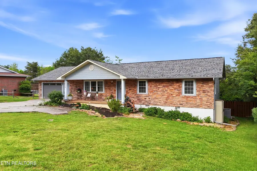 2626 Fisherman St, Kodak, TN 37764 - #2