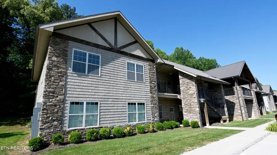 223 Bishops Cap #105, Townsend, TN 37882 - #2