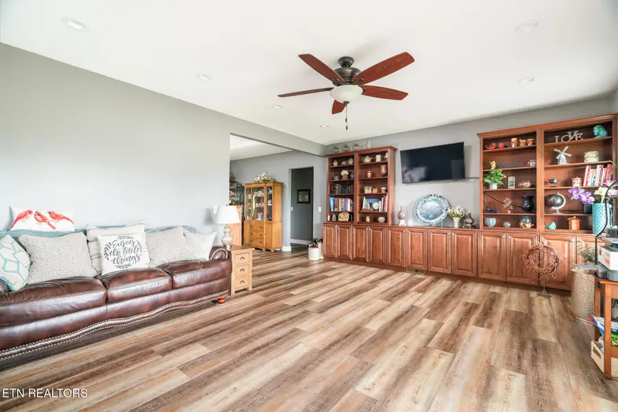 1330 Jim Fain Rd, Sevierville, TN 37876 - #2