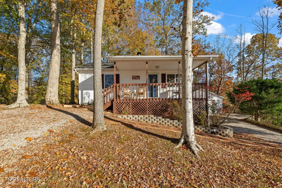 107 Lakeview Spur, Byrdstown, TN 38549 - #1