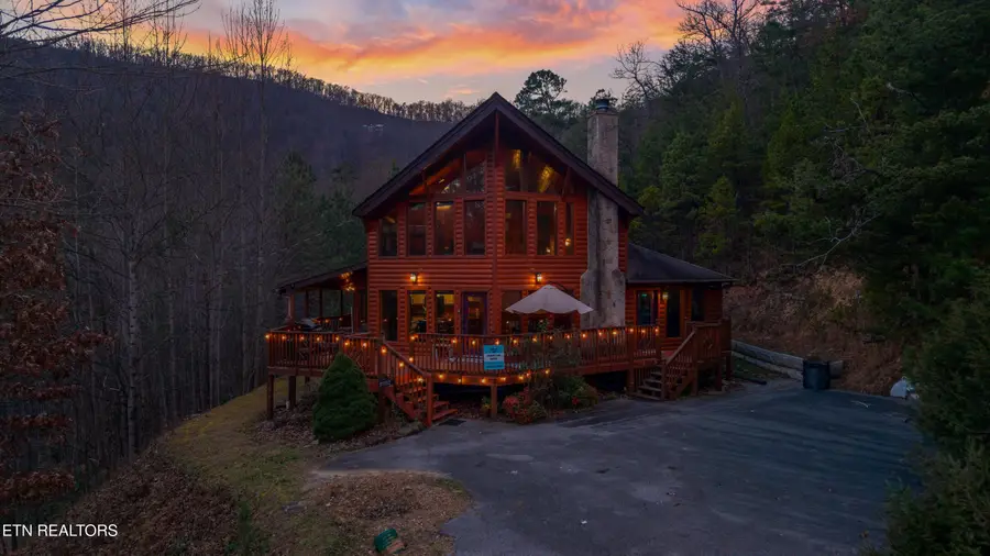 2737 Pine Crest Lane, Sevierville, TN 37862 - #2