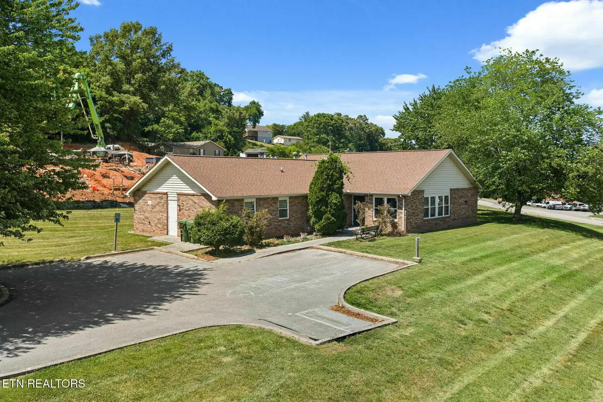 401 Mcghee St, Maryville, TN 37801 - #1
