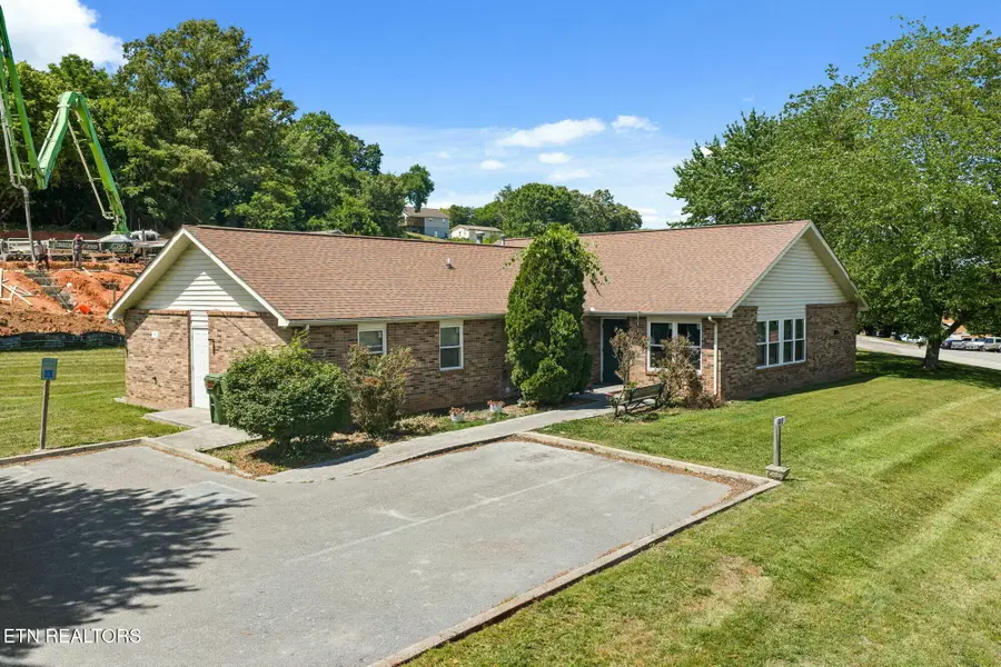 401 Mcghee St, Maryville, TN 37801 - #2