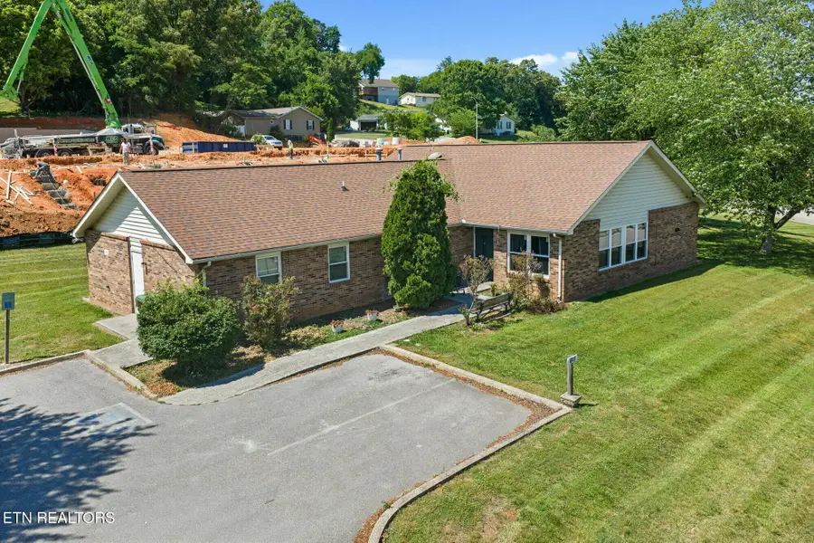 401 Mcghee St, Maryville, TN 37801 - #3