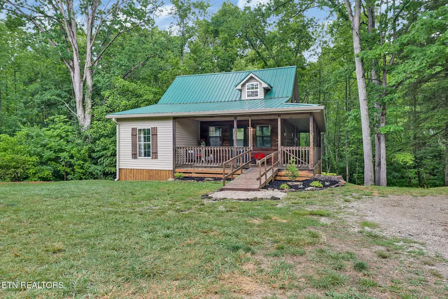 1421 Taylor Place Rd, Jamestown, TN 38556 - #2
