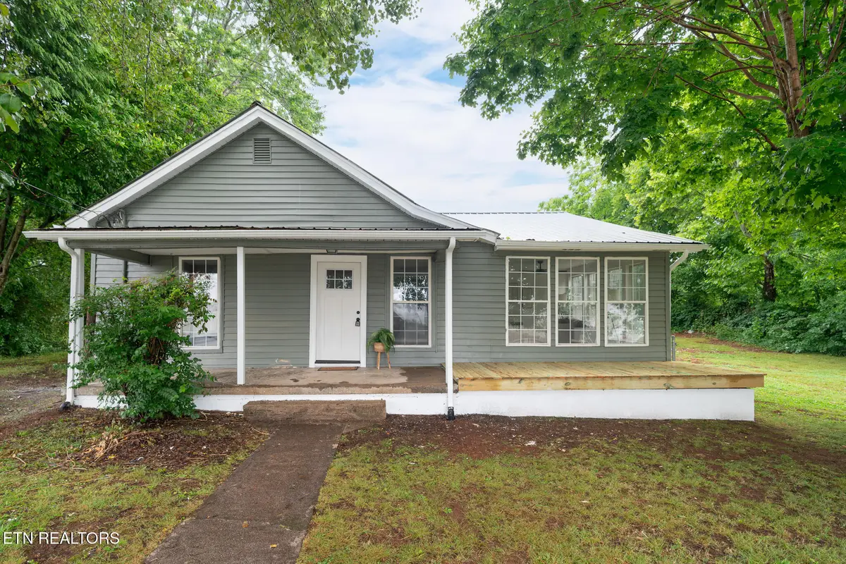 1120 Cannon Ave, Sweetwater, TN 37874 - #1