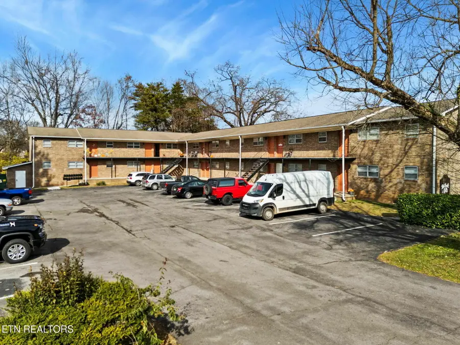 211 Elyria Drive, Knoxville, TN 37912 - #2