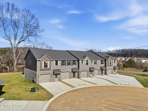 8994 Keenberg Lane #89, Knoxville, TN 37931