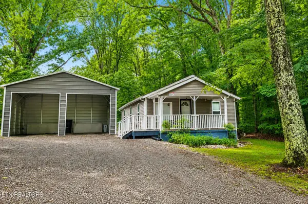 1900 Drinnen Rd, Knoxville, TN 37914