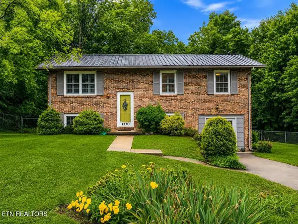 1330 Scotsbury Circle, Knoxville, TN 37919