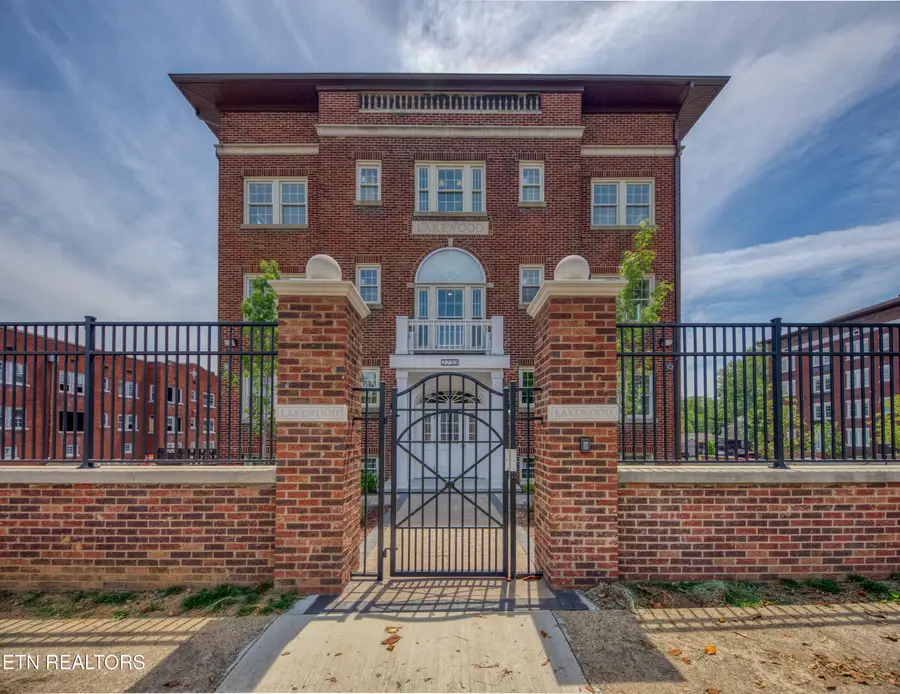 2730 E Magnolia Ave #303, Knoxville, TN 37914 - #3
